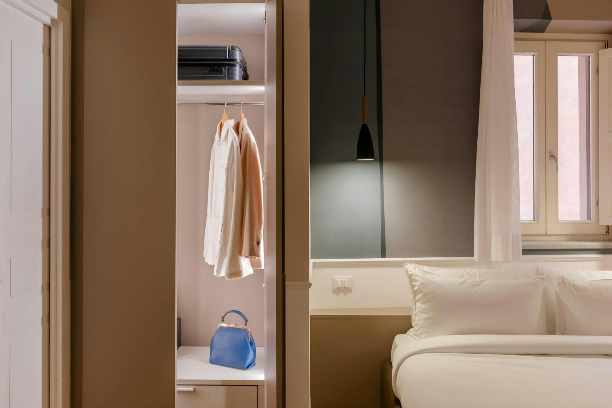 Sonder By Marriott Bonvoy Antinoo Piazza Del Parlamento