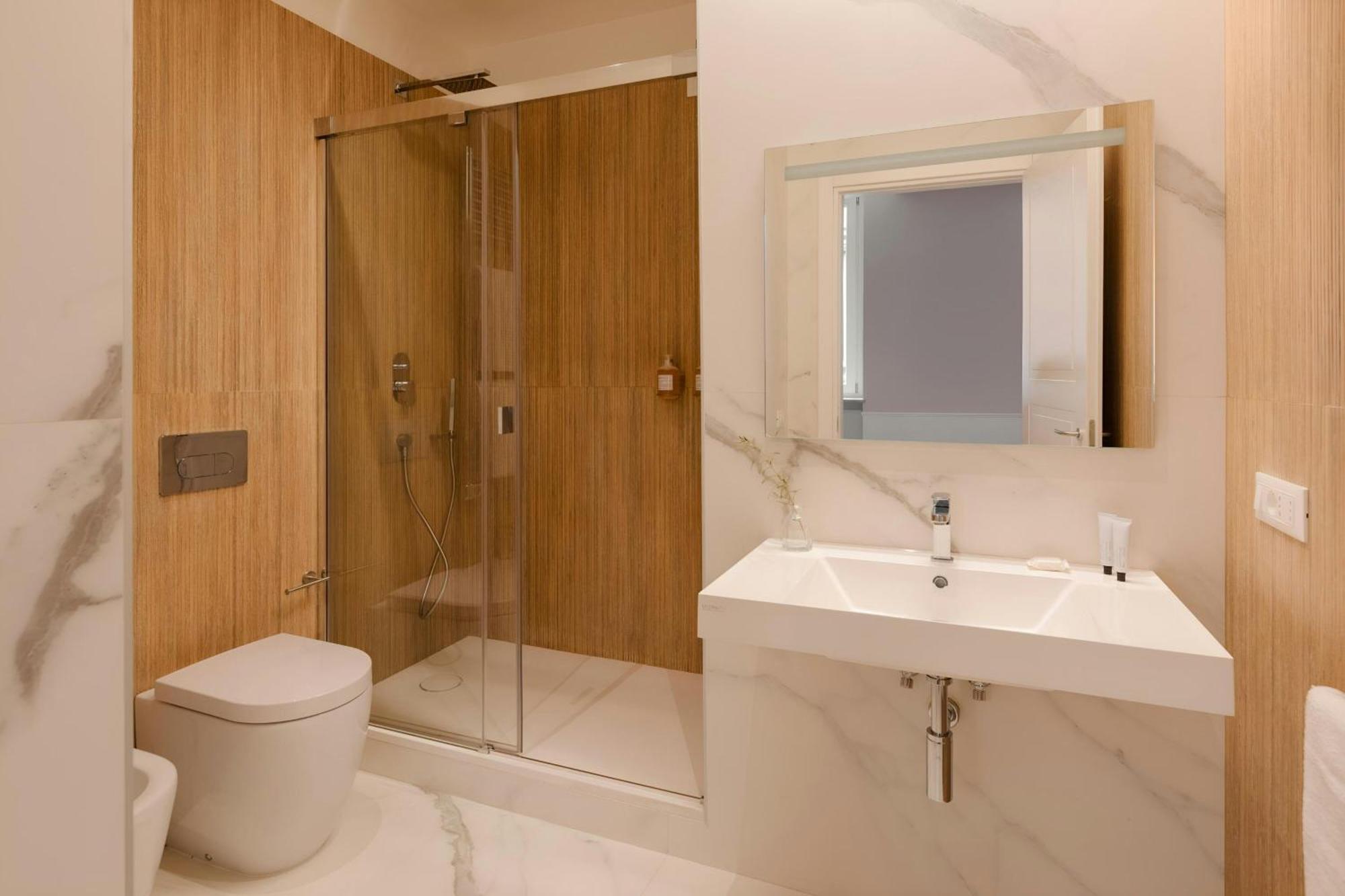 Sonder By Marriott Bonvoy Antinoo Piazza Del Parlamento Apartahotel *