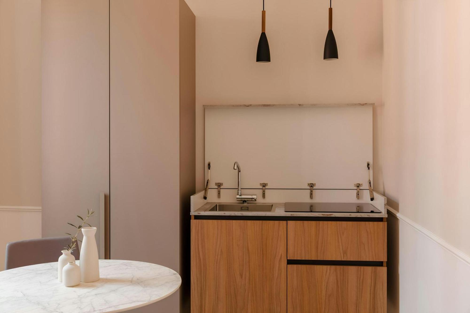 Apartahotel Sonder By Marriott Bonvoy Antinoo Piazza Del Parlamento *