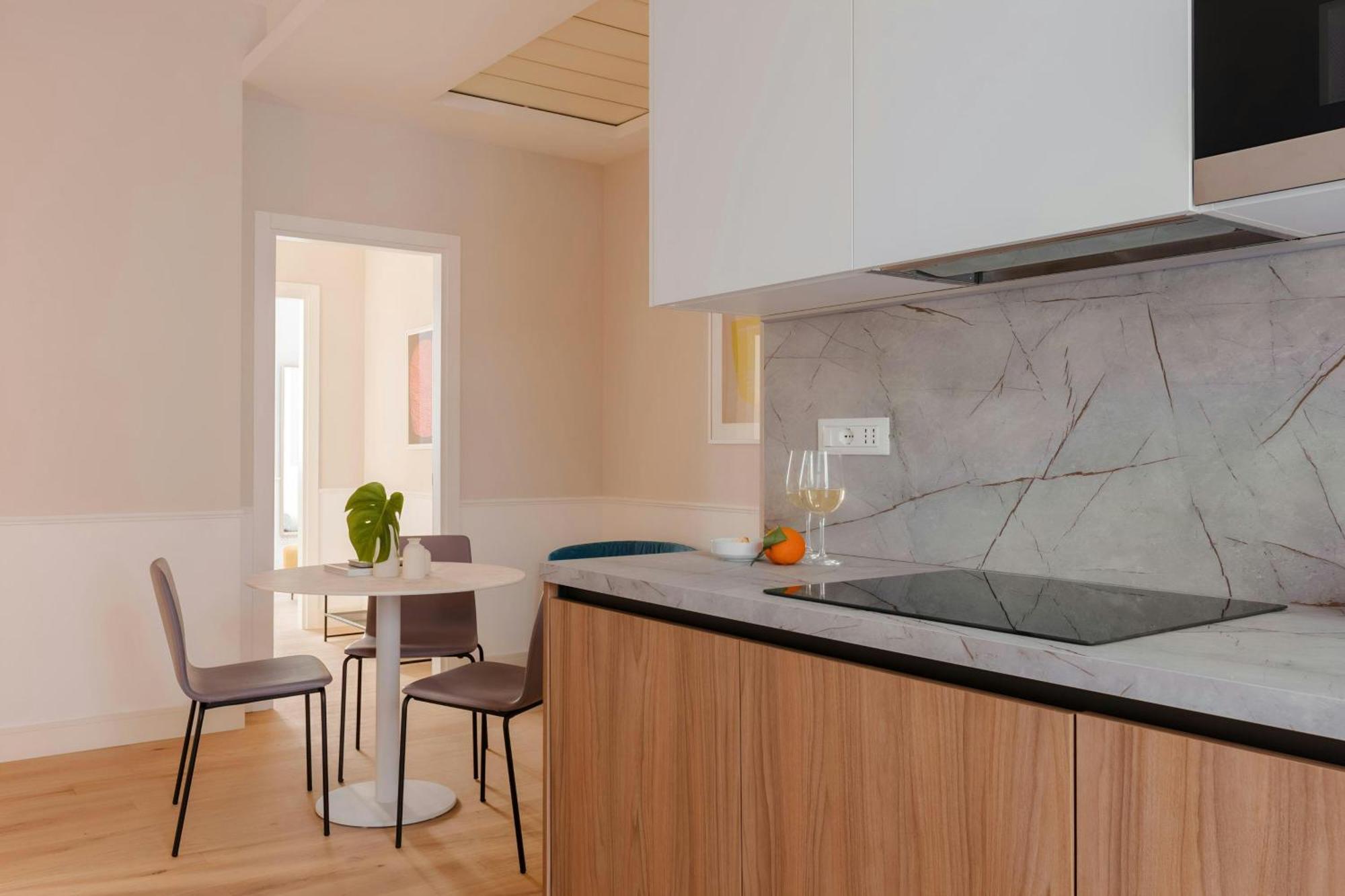 Sonder By Marriott Bonvoy Antinoo Piazza Del Parlamento Aparthotel Rom