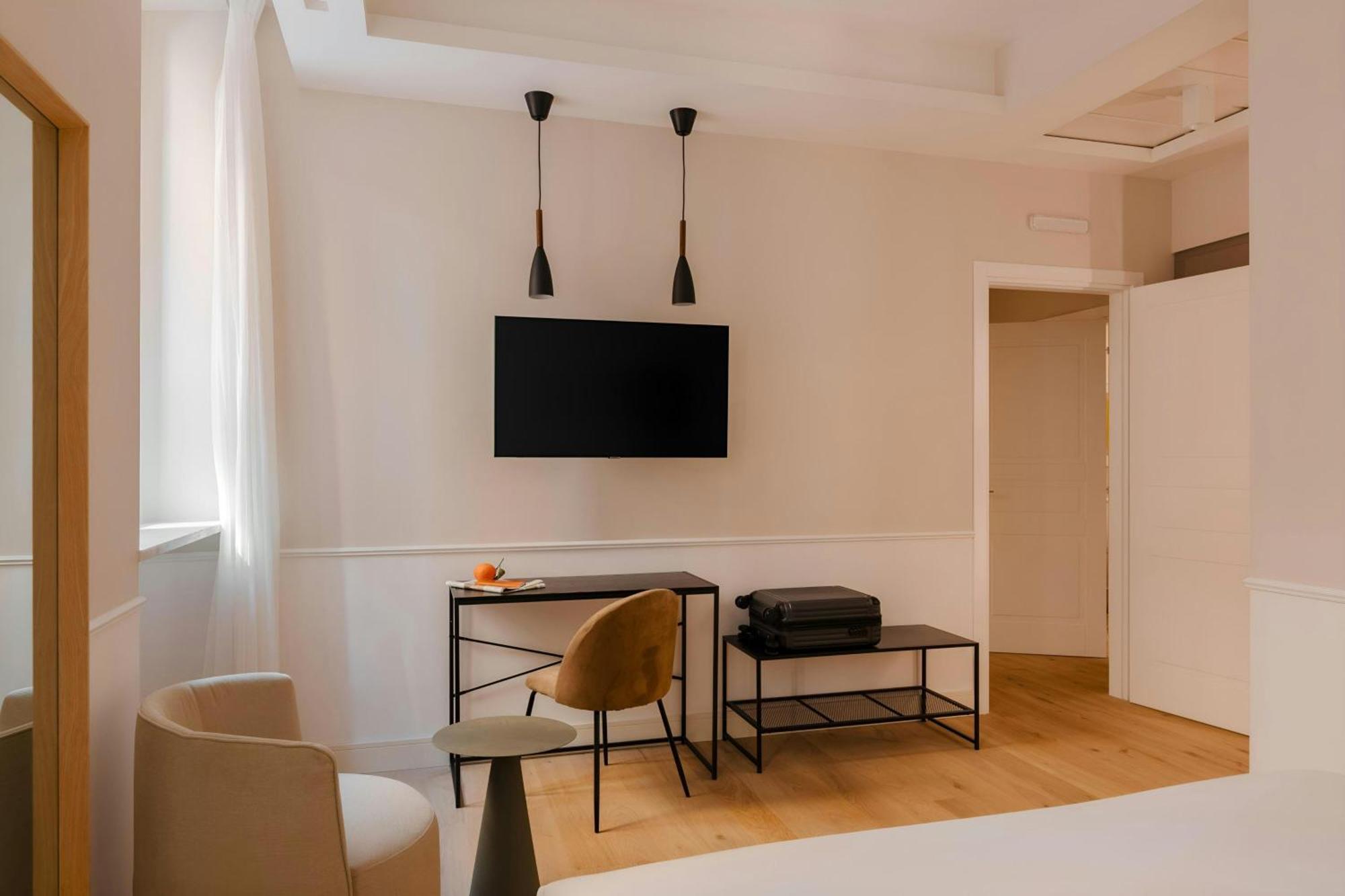 Sonder By Marriott Bonvoy Antinoo Piazza Del Parlamento *